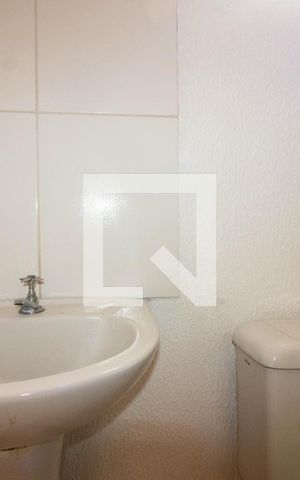 Apartamento à venda com 40m², 2 quartos e 1 vaga Apartamento à venda com 40m², 2 quartos e 1 vagaBanheiro