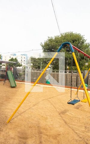 Apartamento à venda com 40m², 2 quartos e 1 vaga Apartamento à venda com 40m², 2 quartos e 1 vagaÁrea Comum - Playground