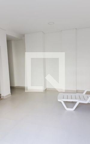 Apartamento à venda com 220m², 3 quartos e 3 vagas Apartamento à venda com 220m², 3 quartos e 3 vagasSauna