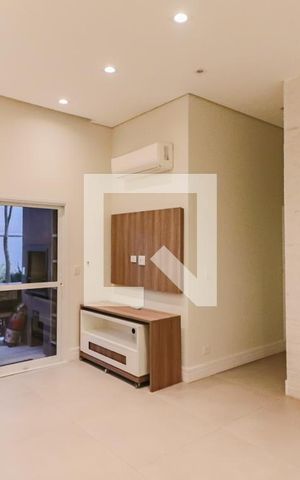Apartamento à venda com 220m², 3 quartos e 3 vagas Apartamento à venda com 220m², 3 quartos e 3 vagasSala
