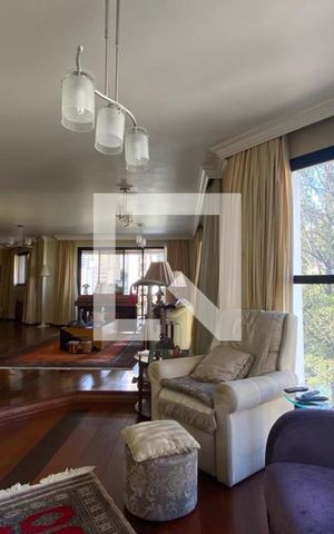 Apartamento à venda com 213m², 5 quartos e 4 vagas Apartamento à venda com 213m², 5 quartos e 4 vagasSala