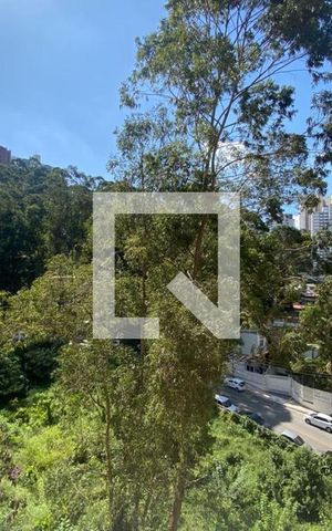 Apartamento à venda com 213m², 5 quartos e 4 vagas Apartamento à venda com 213m², 5 quartos e 4 vagasVista da Suíte 1