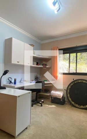 Apartamento à venda com 213m², 5 quartos e 4 vagas Apartamento à venda com 213m², 5 quartos e 4 vagasSuíte 2