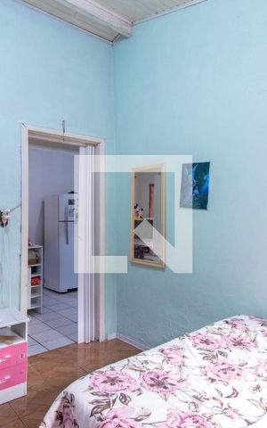 Casa à venda com 240m², 3 quartos e 3 vagas Casa à venda com 240m², 3 quartos e 3 vagasQuarto 3