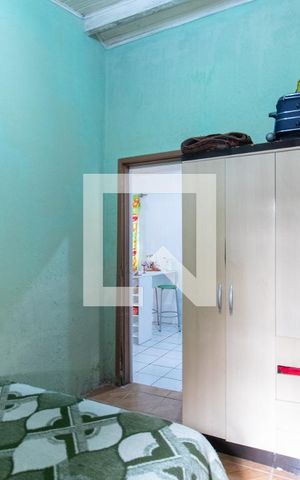 Casa à venda com 240m², 3 quartos e 3 vagas Casa à venda com 240m², 3 quartos e 3 vagasQuarto 2
