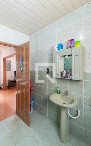 Casa à venda com 240m², 3 quartos e 3 vagas Casa à venda com 240m², 3 quartos e 3 vagasBanheiro
