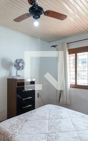 Casa à venda com 240m², 3 quartos e 3 vagas Casa à venda com 240m², 3 quartos e 3 vagasQuarto 1