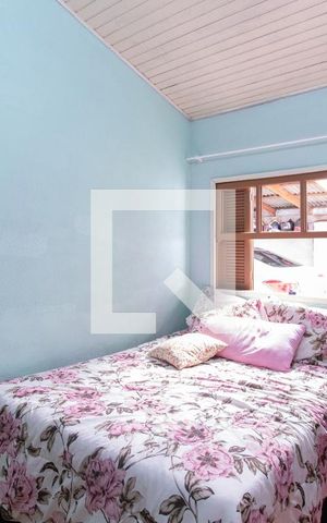 Casa à venda com 240m², 3 quartos e 3 vagas Casa à venda com 240m², 3 quartos e 3 vagasQuarto 3