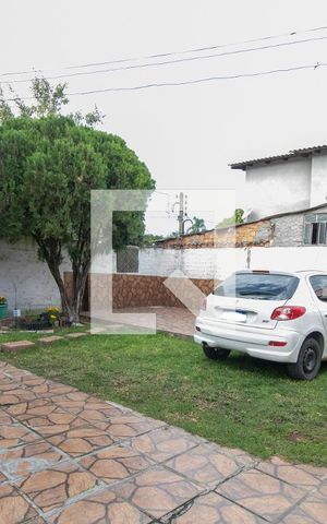 Casa à venda com 240m², 3 quartos e 3 vagas Casa à venda com 240m², 3 quartos e 3 vagasÁrea Externa