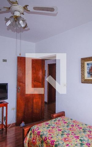 Casa à venda com 301m², 5 quartos e 5 vagasQuarto 2