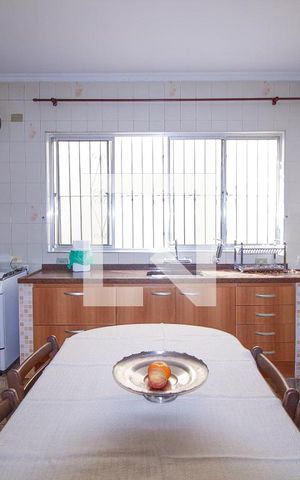Casa à venda com 301m², 5 quartos e 5 vagasSala de TVCozinha