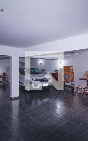 Casa à venda com 301m², 5 quartos e 5 vagasGaragem