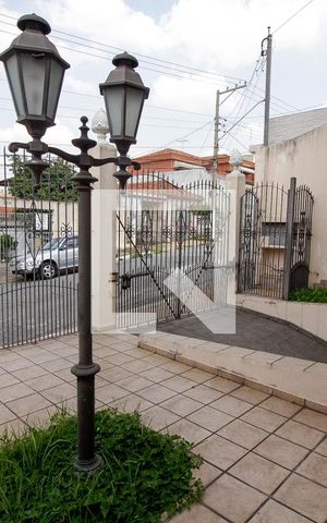 Casa à venda com 301m², 5 quartos e 5 vagasEntrada