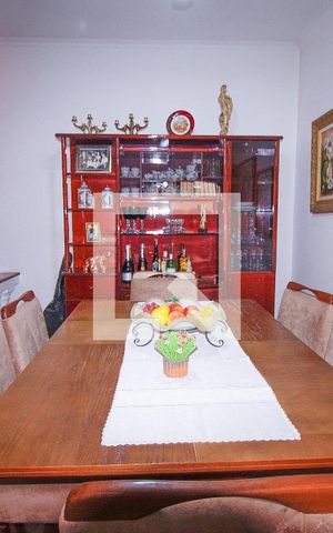 Casa à venda com 301m², 5 quartos e 5 vagasSala de Jantar
