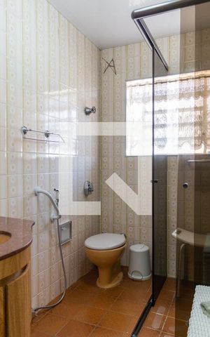 Casa à venda com 230m², 3 quartos e 4 vagasBanheiro da Suíte 