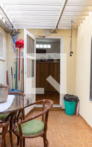Casa à venda com 230m², 3 quartos e 4 vagasChurrasqueira