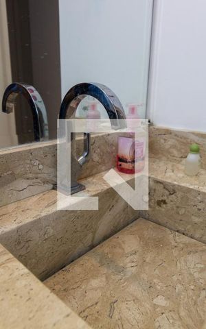 Apartamento à venda com 54m², 2 quartos e 1 vaga Apartamento à venda com 54m², 2 quartos e 1 vagaBanheiro