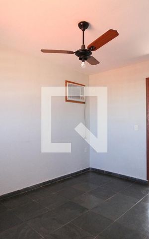 Casa à venda com 145m², 4 quartos e 6 vagasSala de TV