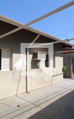 Casa à venda com 145m², 4 quartos e 6 vagasGaragem