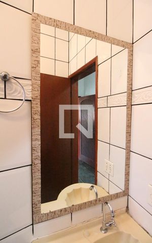 Casa à venda com 145m², 4 quartos e 6 vagasBanheiro
