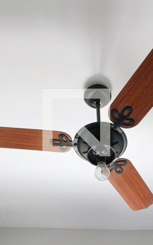 Casa à venda com 145m², 4 quartos e 6 vagasEscritório (ventilador)