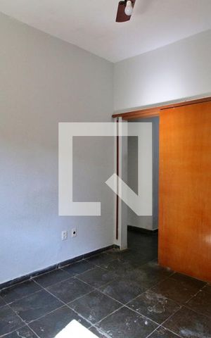 Casa à venda com 145m², 4 quartos e 6 vagasQuarto 2 (suíte)