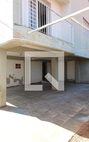 Casa à venda com 145m², 4 quartos e 6 vagasGaragem