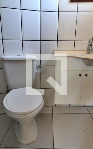 Casa à venda com 145m², 4 quartos e 6 vagasBanheiro do Quarto 2 (suíte)