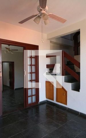 Casa à venda com 145m², 4 quartos e 6 vagasCopa