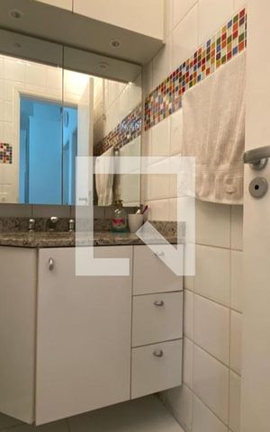 Casa para alugar com 153m², 4 quartos e 3 vagas Casa para alugar com 153m², 4 quartos e 3 vagasBanheiro