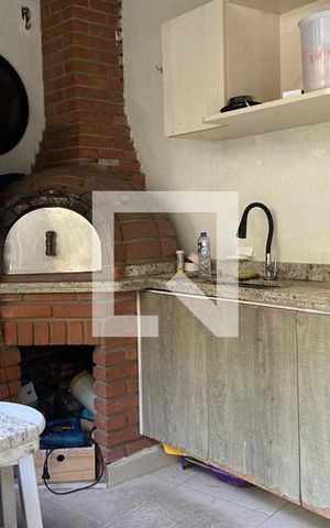 Casa para alugar com 153m², 4 quartos e 3 vagas Casa para alugar com 153m², 4 quartos e 3 vagasChurrasqueira