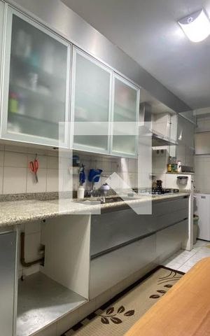 Casa para alugar com 153m², 4 quartos e 3 vagas Casa para alugar com 153m², 4 quartos e 3 vagasCozinha