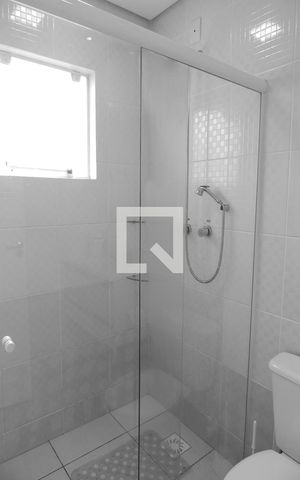 Casa para alugar com 88m², 2 quartos e 2 vagasBanheiro do Quarto 2