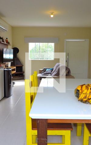 Casa para alugar com 88m², 2 quartos e 2 vagasSala