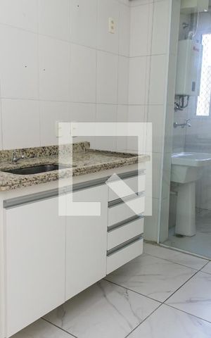 Apartamento à venda com 81m², 2 quartos e 1 vaga Apartamento à venda com 81m², 2 quartos e 1 vagaCozinha
