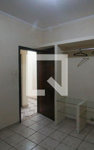 Casa à venda com 132m², 4 quartos e 2 vagas Casa à venda com 132m², 4 quartos e 2 vagasQuarto Suíte