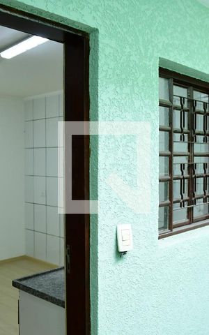 Casa para alugar com 20m², 1 quarto e sem vagaÁrea de Serviço