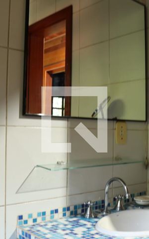 Casa à venda com 1400m², 2 quartos e 2 vagasBanheiro 2