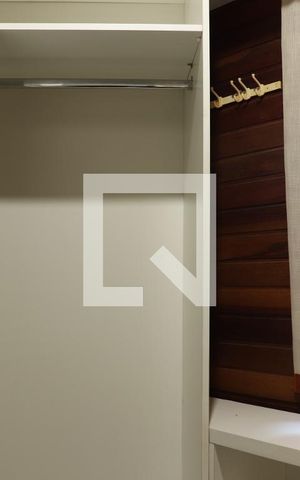 Casa à venda com 1400m², 2 quartos e 2 vagasCloset