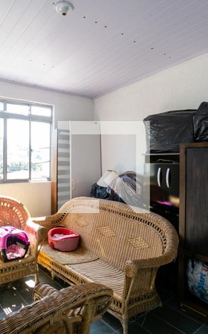 Casa à venda com 150m², 4 quartos e 2 vagasEdícula - Suíte