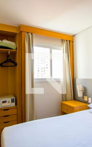 Studio à venda com 44m², 1 quarto e 1 vaga Studio à venda com 44m², 1 quarto e 1 vagaQuarto
