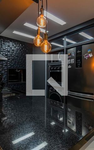 Apartamento à venda com 56m², 1 quarto e 1 vaga Apartamento à venda com 56m², 1 quarto e 1 vagaCozinha com churrasqueira