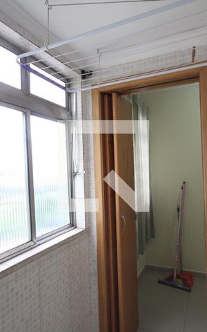 Apartamento para alugar com 72m², 3 quartos e sem vagaÁrea de Serviço