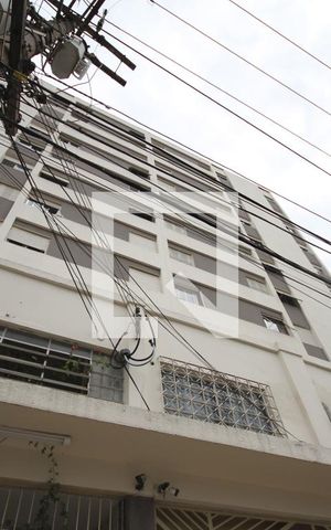 Apartamento para alugar com 72m², 3 quartos e sem vagaFachada