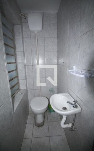 Casa à venda com 2000m², 41 quartos e 11 vagasQuarto 8 Banheiro