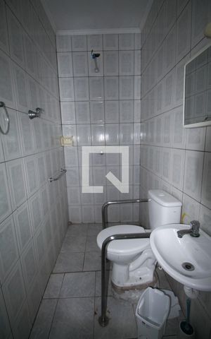 Casa à venda com 2000m², 41 quartos e 11 vagasBanheiro Quarto 3