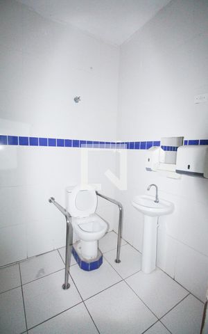 Casa à venda com 2000m², 41 quartos e 11 vagasBanheiro