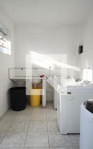 Casa à venda com 2000m², 41 quartos e 11 vagasÁrea de Serviço