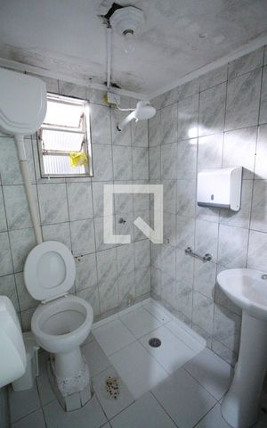 Casa à venda com 2000m², 41 quartos e 11 vagasBanheiro Quarto 4