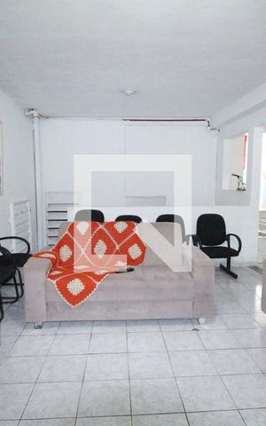 Casa à venda com 2000m², 41 quartos e 11 vagasSala 2